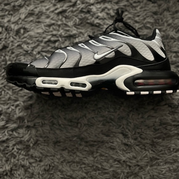 SOLD! - Picture 1 of 5